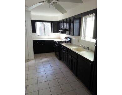 36 Sewall St, Somerville, MA 02145 - photo 4