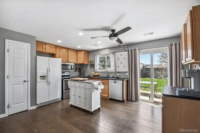 10928 Grange Creek Dr, Thornton, CO 80233 - photo 4