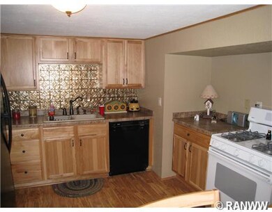 986 23 3 4 (Unit 1) St, Chetek, WI 54728 - photo 6