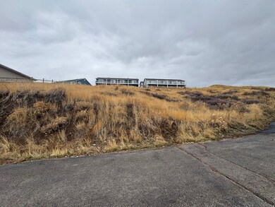 925 Blackberry Dr unit 16, Garden City, UT 84028 - photo 2