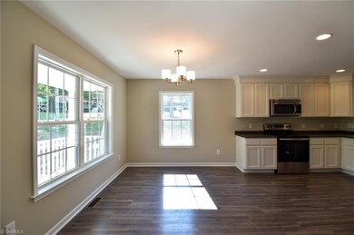 926 Fermer Rd, Asheboro, NC 27203 - photo 3