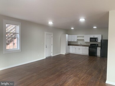9829 Solomons Island Rd unit 2, Owings, MD 20736 - photo 2