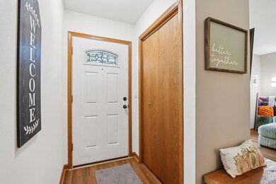 4-web-or-mls-Camden Ln-S2910-004