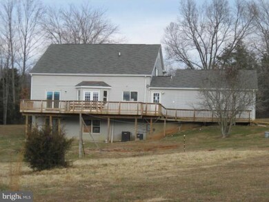 1052 Shetley Rd, Amissville, VA 20106 - photo 2