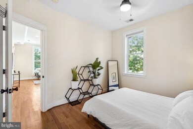 19 Logan Cir NW unit 200, Washington, DC 20005 - photo 7