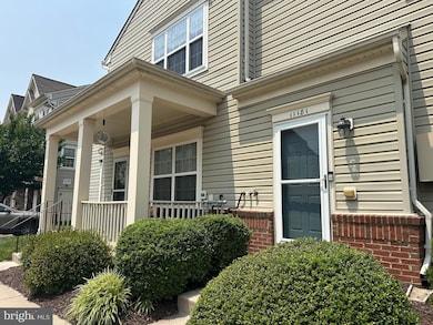 11181 Wortham Crest Cir, Manassas, VA 20109 - photo 2