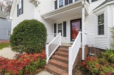 9 Compton Ct, Greensboro, NC 27407 - photo 2