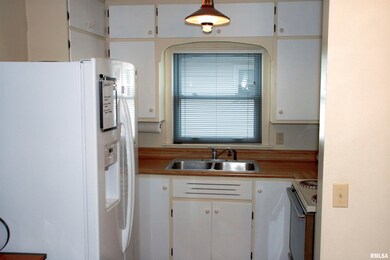 2020 N Nevada Ave, Davenport, IA 52804 - photo 5