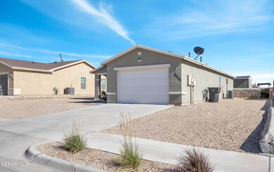 14228 Narciso Dr, Horizon City, TX 79928 - photo 2