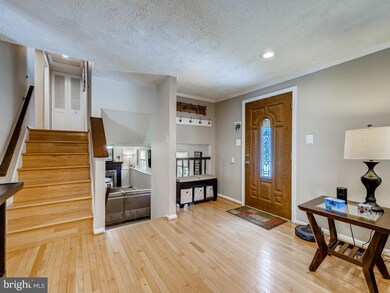 7 Woodmans Ct, Essex, MD 21221 - photo 3