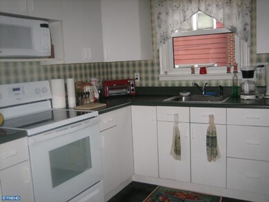 11021/2 Elm Ave, Haddon Township, NJ 08107 - photo 2