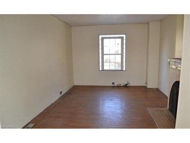 1216 Gibbs Ave NE, Canton, OH 44705 - photo 4