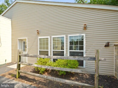 313 E D St, Brunswick, MD 21716 - photo 5
