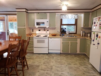 152 Lovering Ave, Loudon, NH 03307 - photo 3