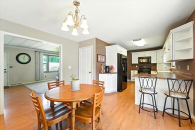 235 Adams St, Maynard, IA 50655 - photo 5