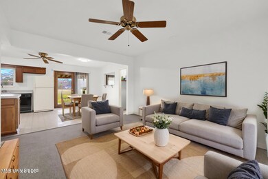 317-meadowood-cir_campromedia_007 - 2 (1