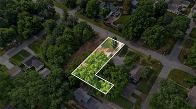 308 NW 7th St, Bentonville, AR 72712 - photo 2