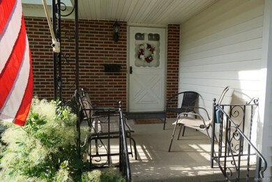 54 Dale Dr, North Tonawanda, NY 14120 - photo 2