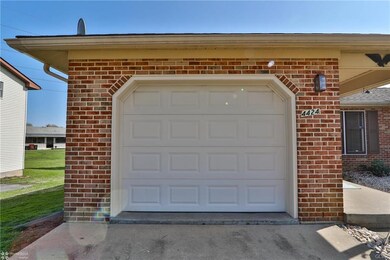 4424 Adams St, Whitehall, PA 18052 - photo 3