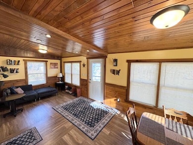 34144 Oakdale Ct, Burlington, WI 53105 - photo 2