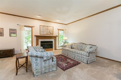 4170 Richland Dr NW, Cedar Rapids, IA 52405 - photo 7