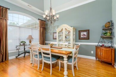 Formal Dining