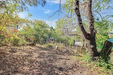 6432 Outlook Ave, Oakland, CA 94605 - photo 7