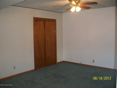 255 Bittenbender Dr, Stroudsburg, PA 18360 - photo 5