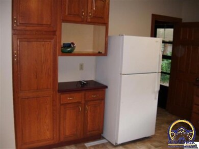 1239 SW High Ave, Topeka, KS 66604 - photo 5
