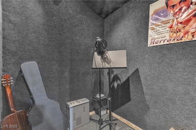 882 Count Wutzke Ave, Las Vegas, NV 89119 - photo 6