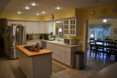 903 Shady Cir, Signal Mountain, TN 37377 - photo 6