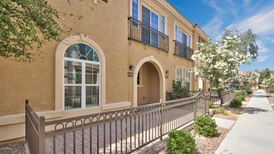 4726 E Red Oak Lane #102