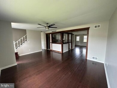 26 Uranus Rd, Sewell, NJ 08080 - photo 3