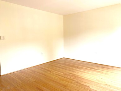 31 Brewster Cir, Old Bridge, NJ 08857 - photo 6