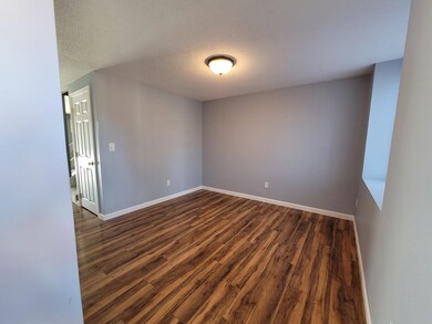 12 Savage Ct, Pembroke, NH 03275 - photo 4