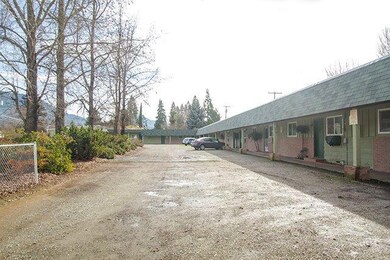 1295 Rogue River Hwy, Grants Pass, OR 97527 - photo 2