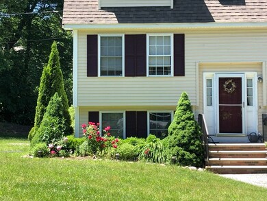 4 Crown St, Billerica, MA 01821 - photo 2