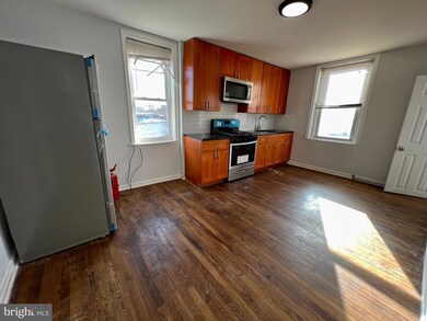 1639 S 21st St unit 3, Philadelphia, PA 19145 - photo 5
