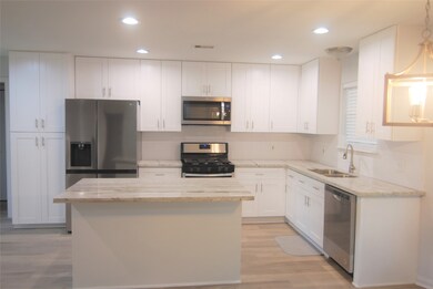 2203 Wickburn Dr, Spring, TX 77386 - photo 5