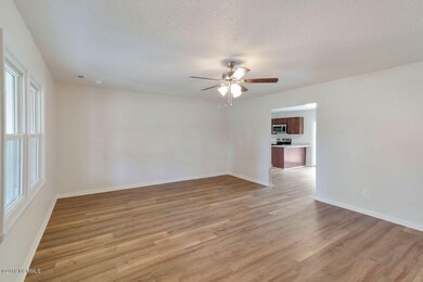 114 Lance Ct, Jacksonville, NC 28546 - photo 3