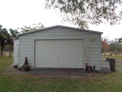 Garage/Workshop