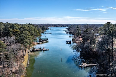 783 King Carter Dr, Irvington, VA 22480 - photo 4