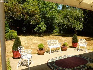 1490 Willamette Falls Dr, West Linn, OR 97068 - photo 4