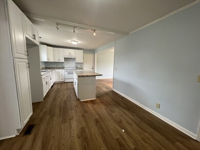 968 Horse Mountain Rd, Shelbyville, TN 37160 - photo 5