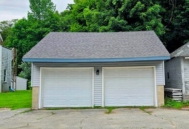 75 Knapp St, Jay, ME 04239 - photo 5