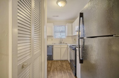 10-web-or-mls-CREM_2769 Jobee Unit 7_010