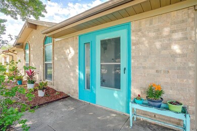 913 Madrid St, Hurst, TX 76053 - photo 3