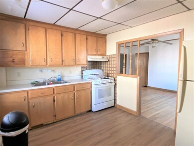 35 Aetna St unit 1F, Fall River, MA 02724 - photo 2