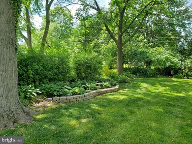 307 S Trooper Rd, Norristown, PA 19403 - photo 6