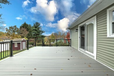 77 Laurie Ln, Beacon Falls, CT 06403 - photo 7